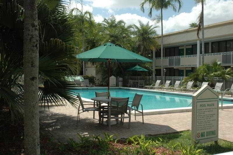 Sawgrass Inn & Conference Center Plantation Eksteriør billede