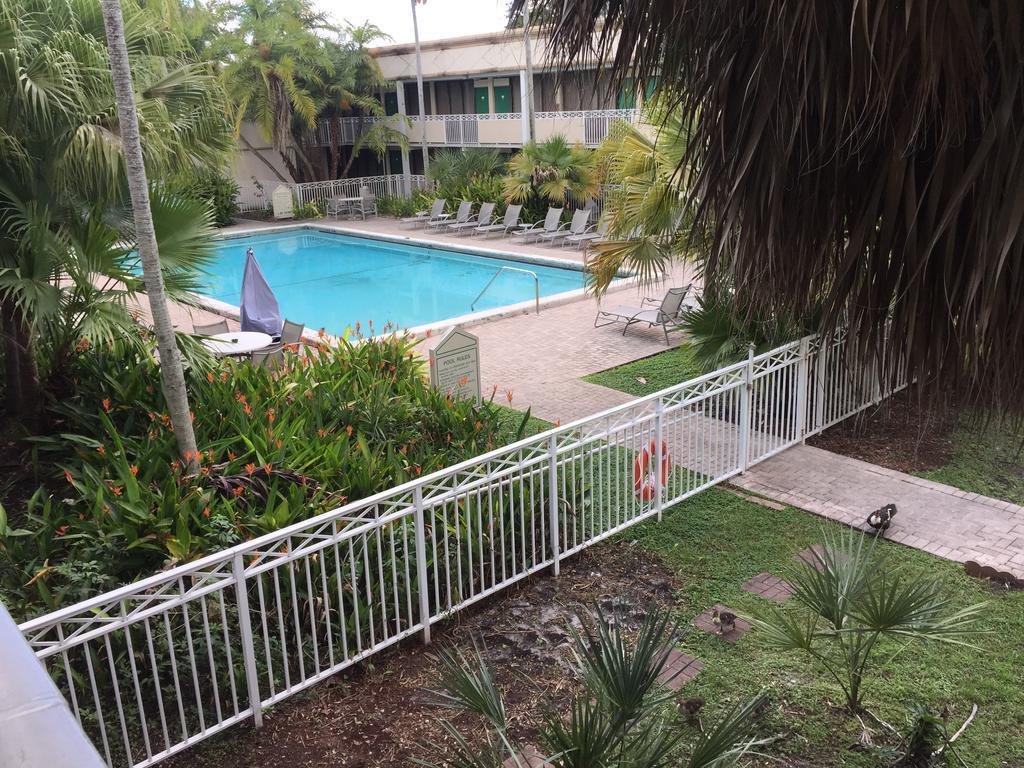 Sawgrass Inn & Conference Center Plantation Eksteriør billede
