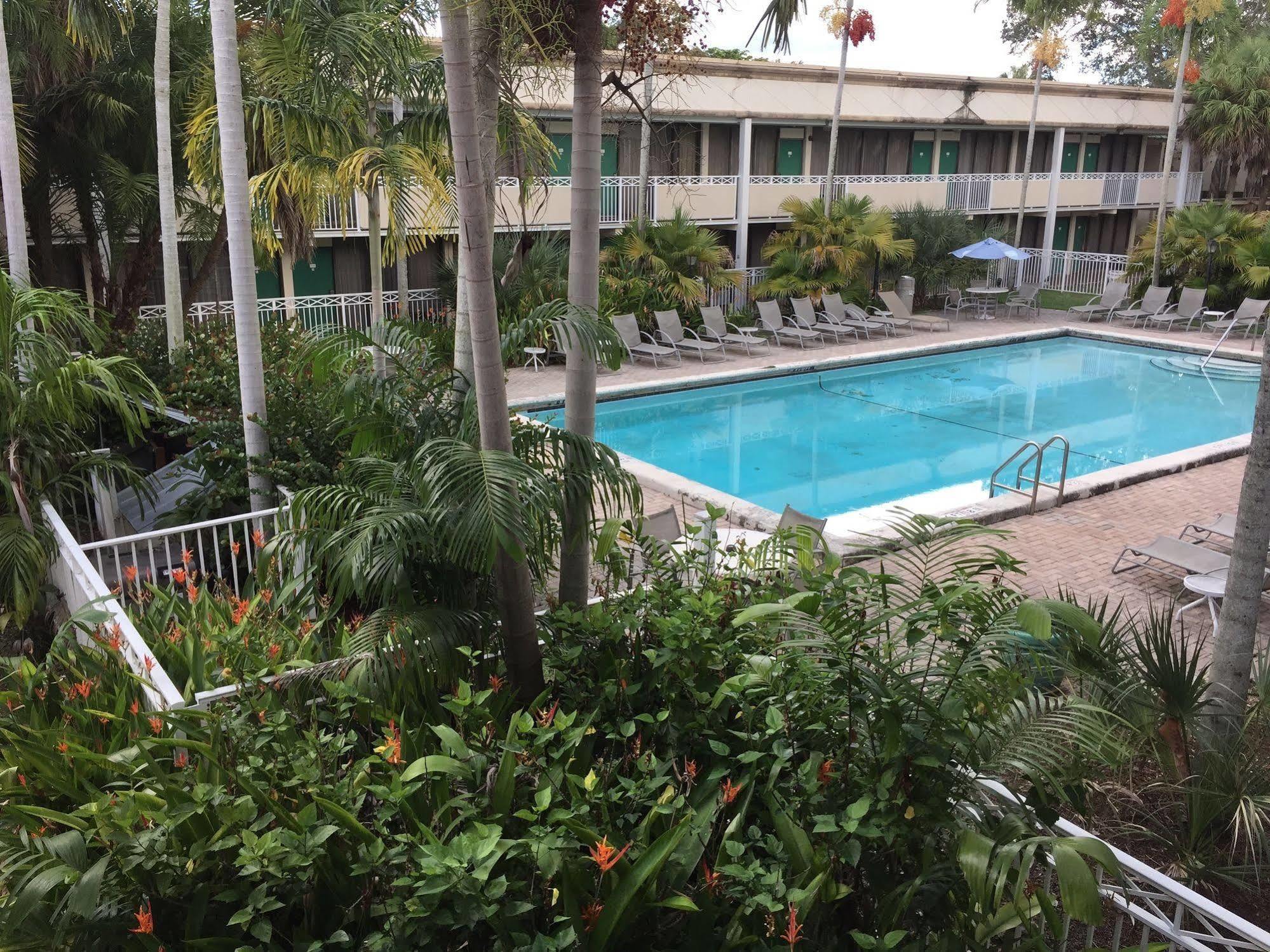 Sawgrass Inn & Conference Center Plantation Eksteriør billede